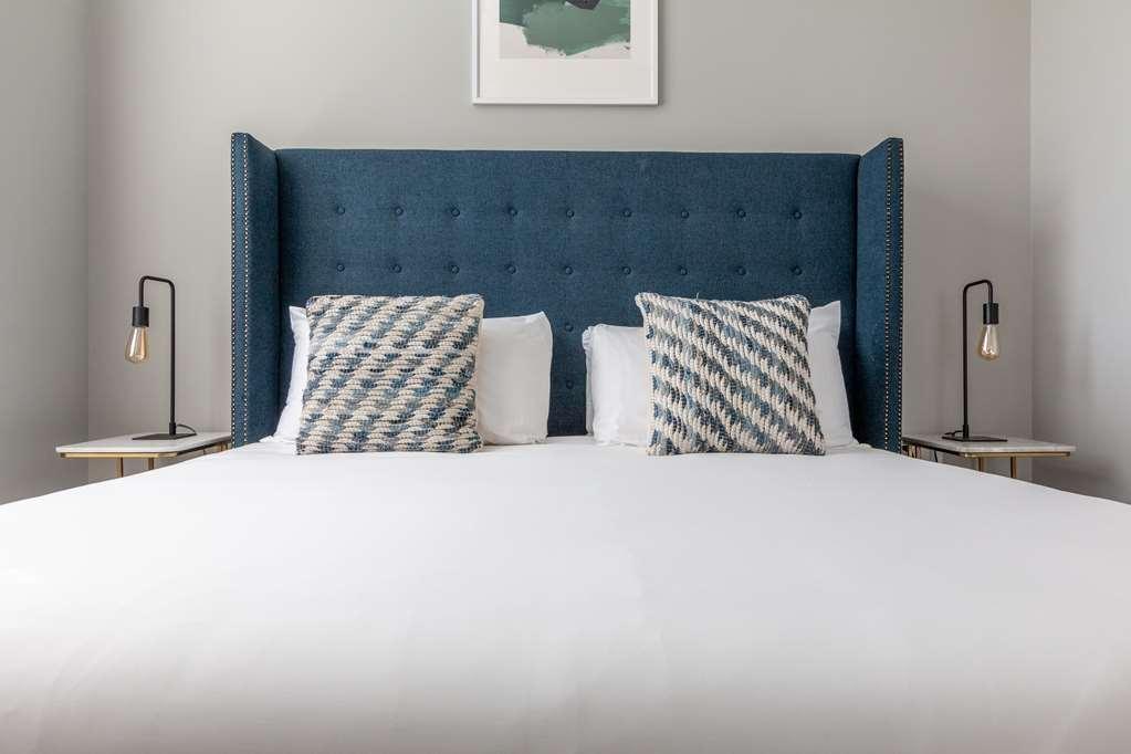 Mint House Columbus - Capitol Square Aparthotel Room photo